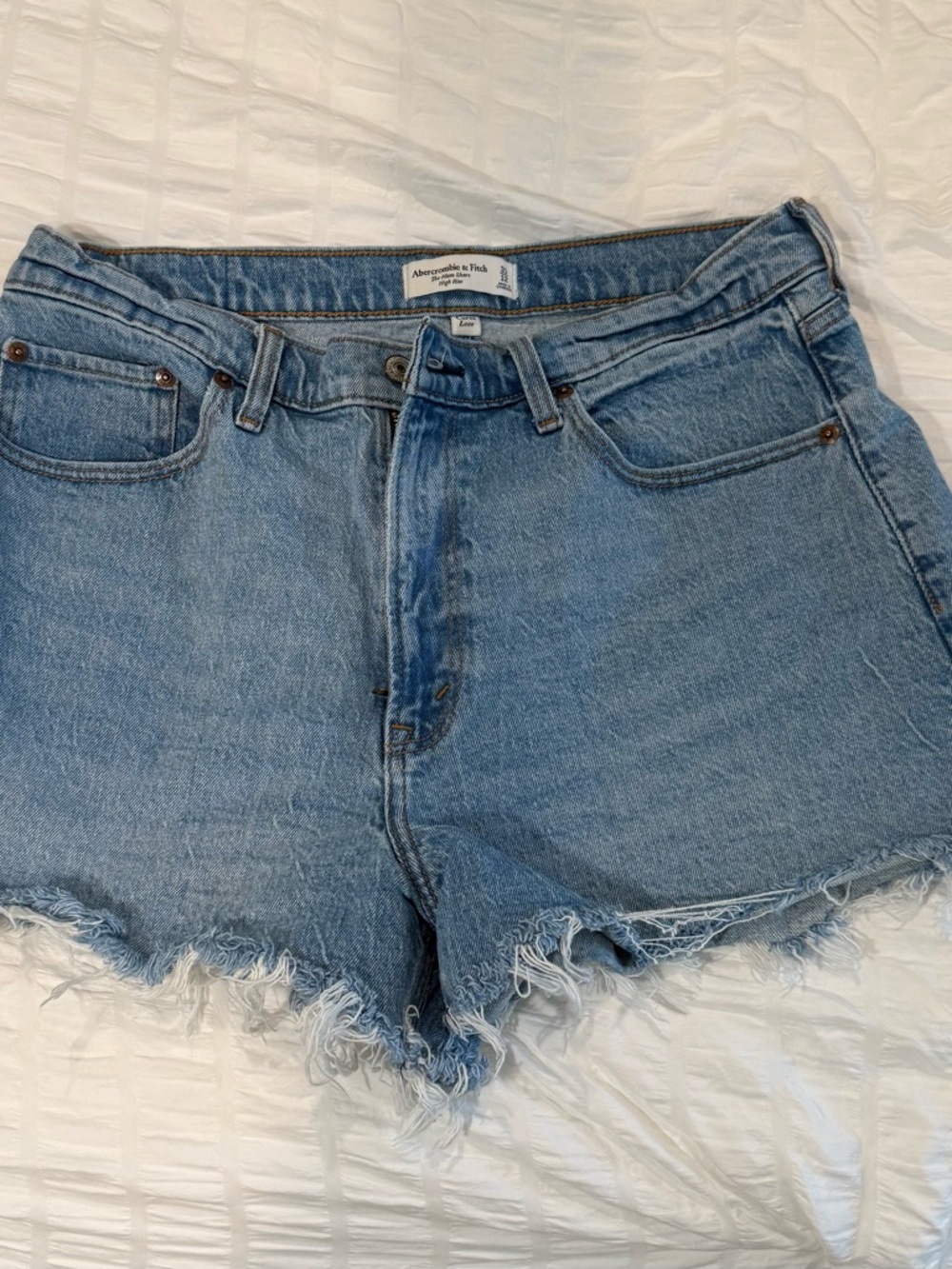 Abercrombie & Fitch Light Wash Frayed Hem Denim Shorts